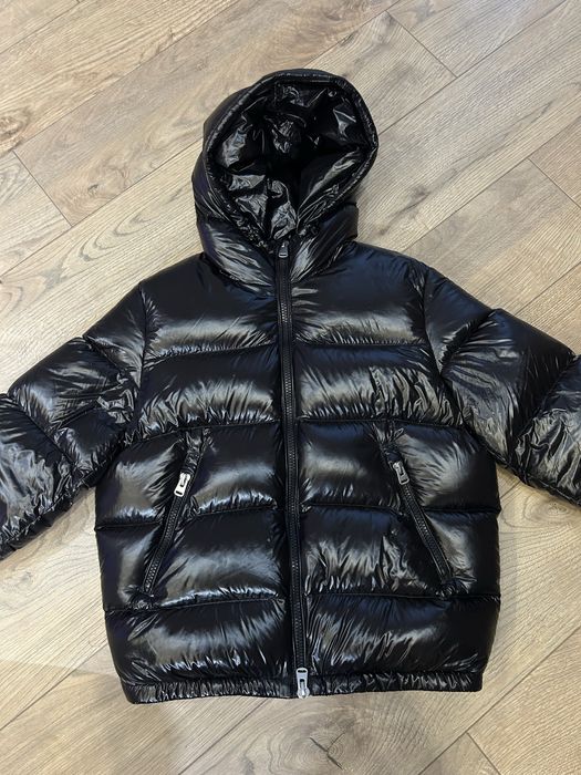 куртка zara глянцевая