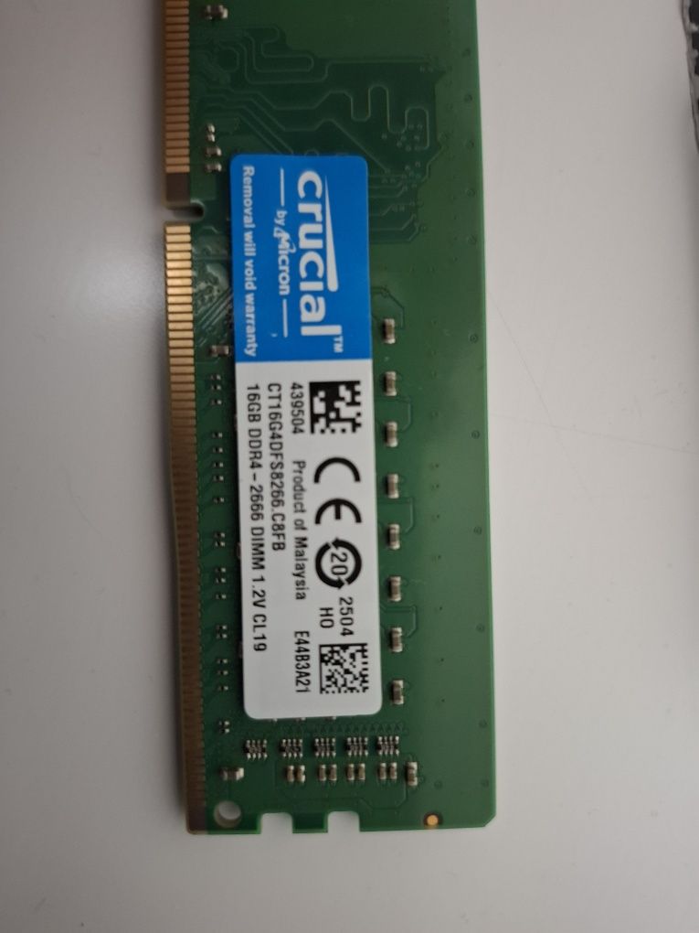 Memória DDR4 16gb Crucial 2666 - NOVA