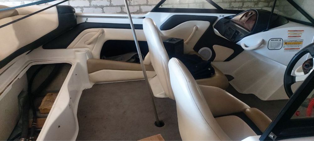 Продам фактично новий катер see-doo Утопія-205 з канадським лафетом