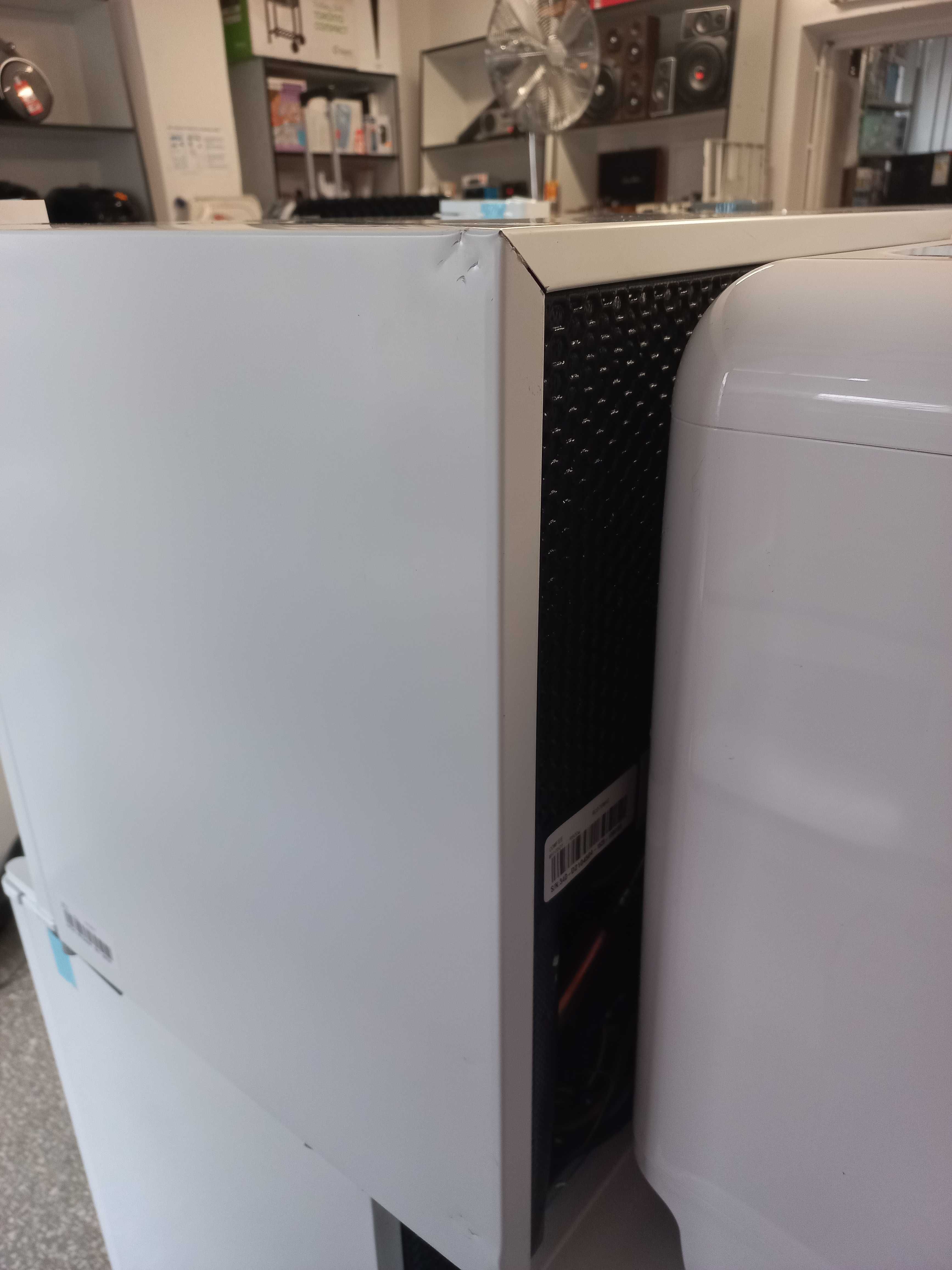 Mini lodówka Comfee RCD76WH2, 43 l, 49cm