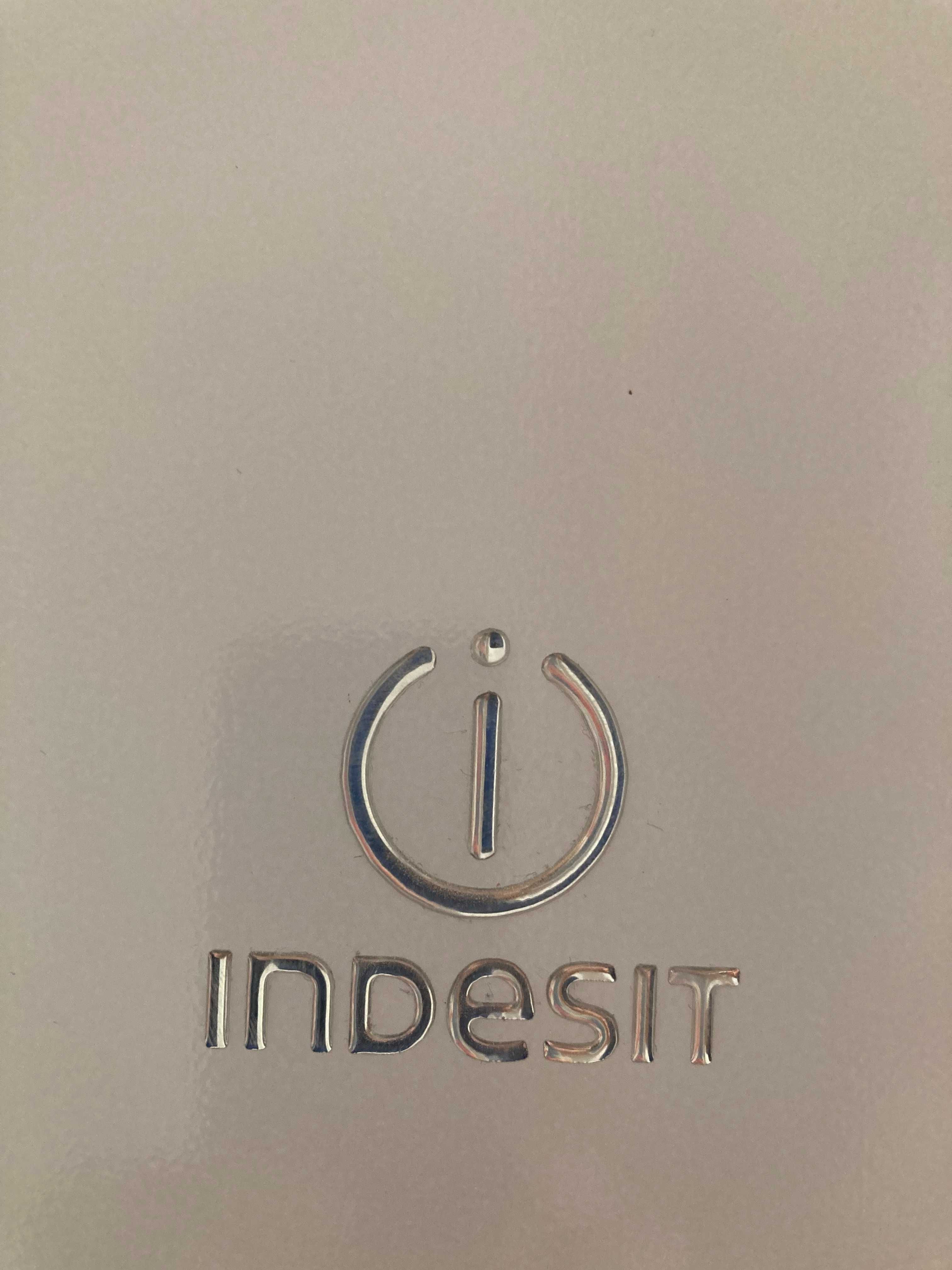 FRIGORÍFICO/ Combinado INDESIT /Eletrodoméstico