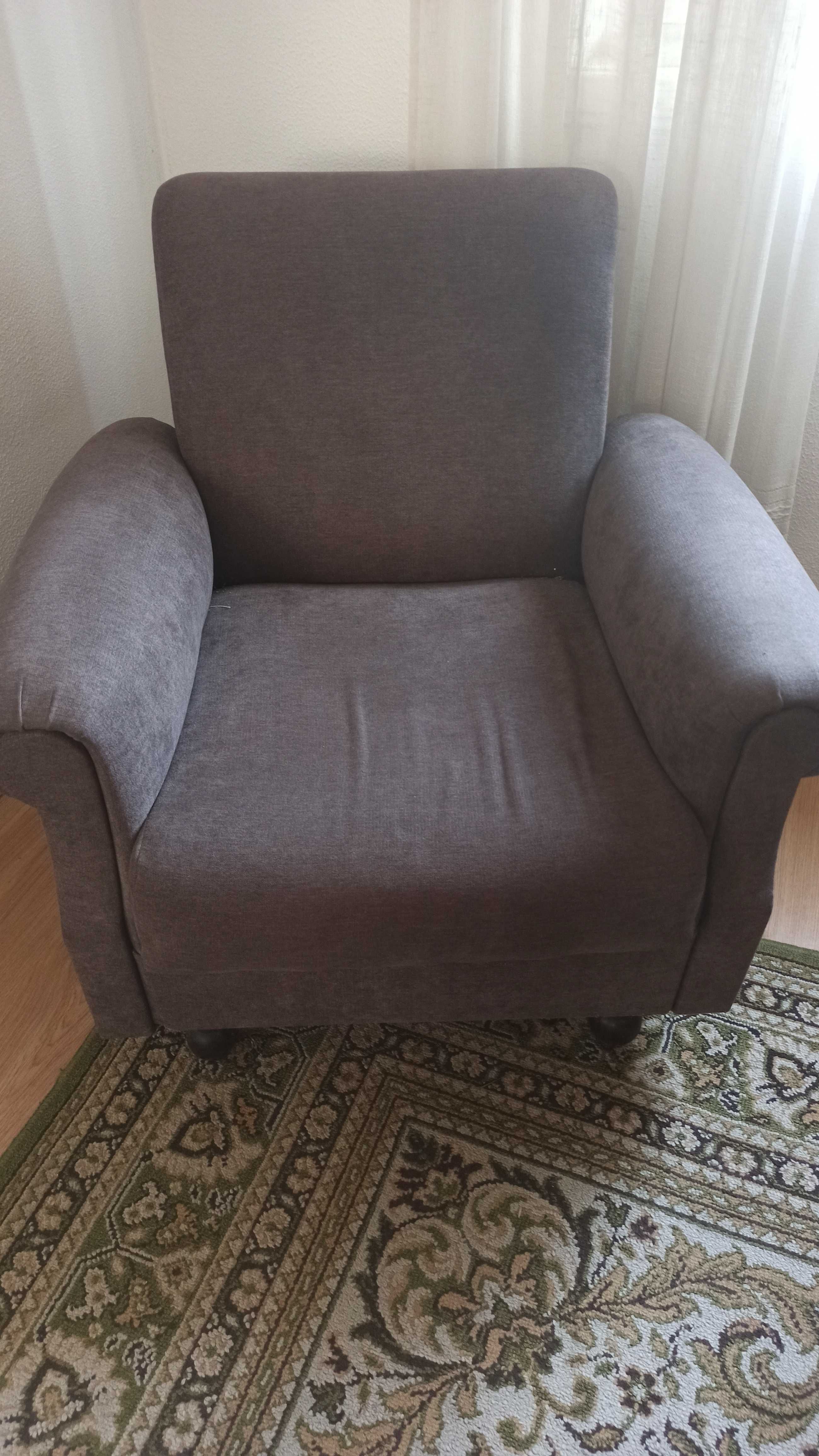 Sofá cama + 2 sofás individuais
