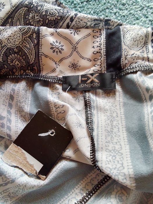 Cieniutkie przewiewne spodnie z szerokimi nogawkami