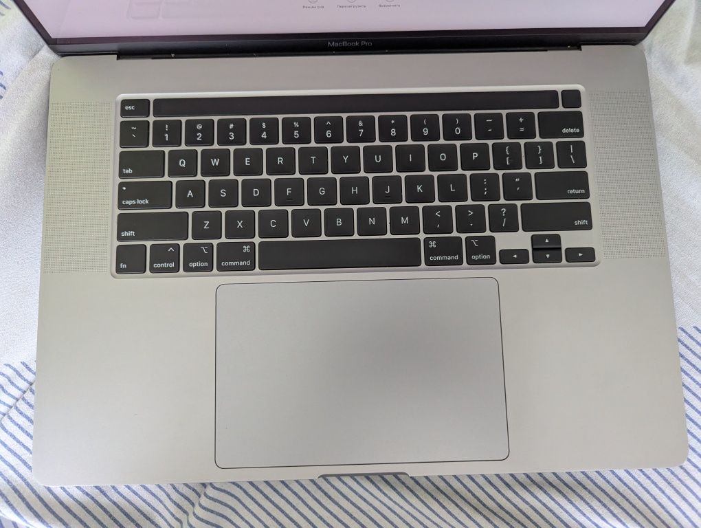 MacBook pro 16 2019