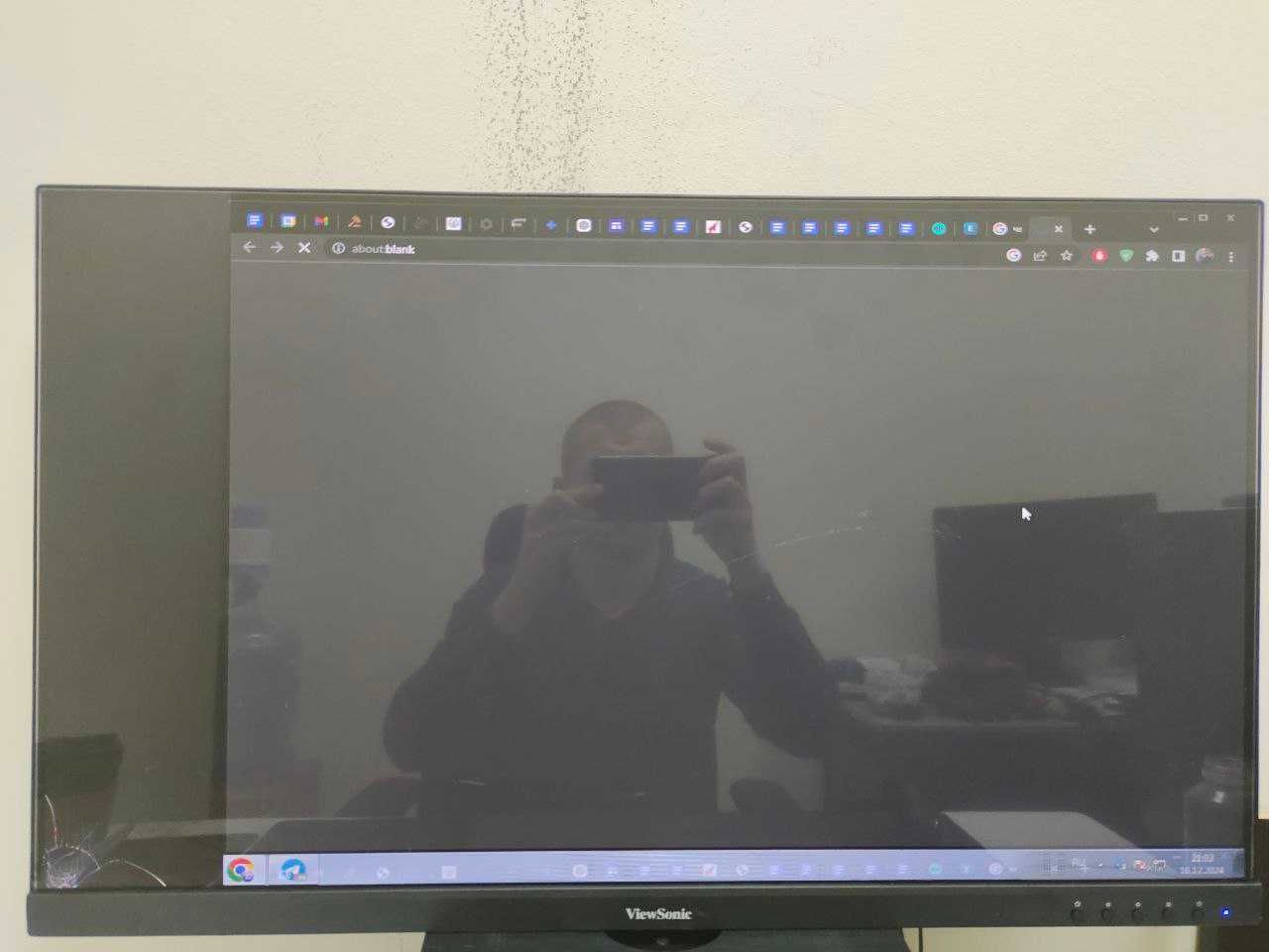 Продам битый монитор 32" ViewSonic VA3209, на запчасти