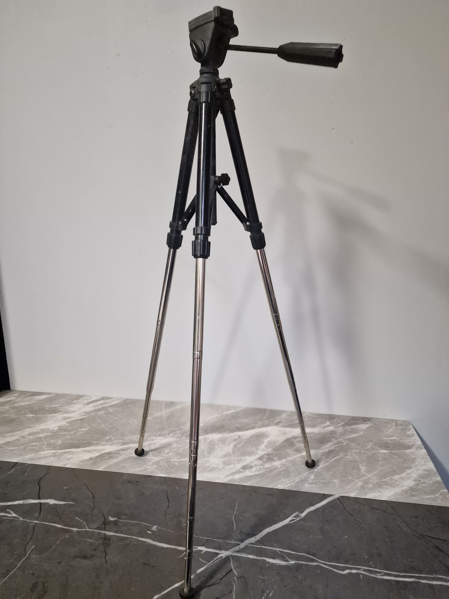 Hama Traveller 2 tripod
