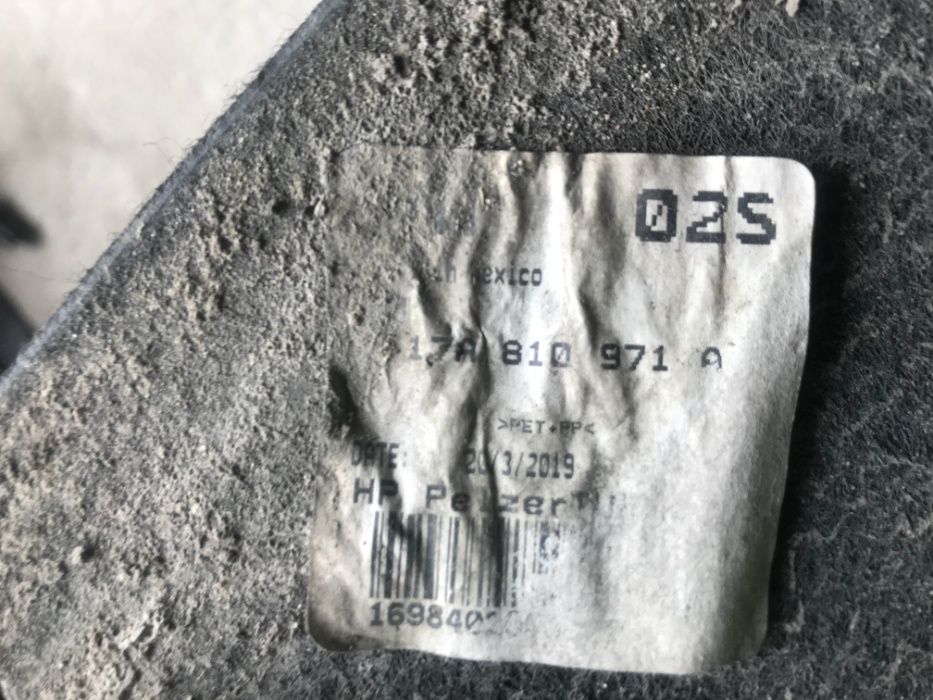 Підкрилок задній Volkswagen Jetta МК7 17A810971