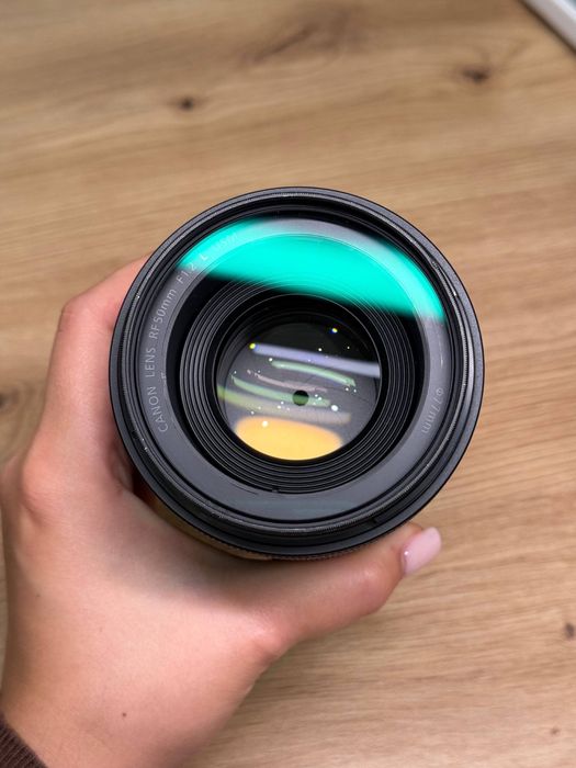 Canon RF 50mm f/1.2L USM