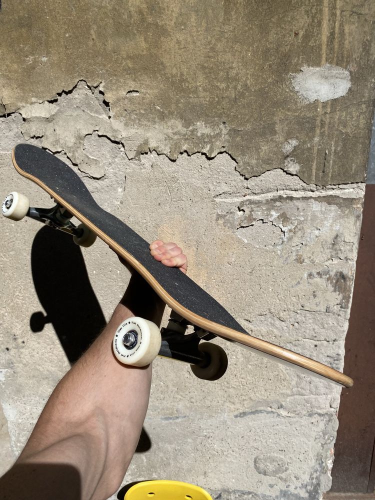 Kompletna deskorolka Fish Skateboards 8.0 - nowa deska, zadbana