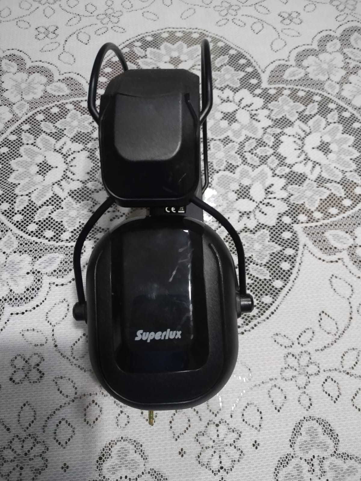 Headphones Superlux HD665 para baterista + acessórios + fatura