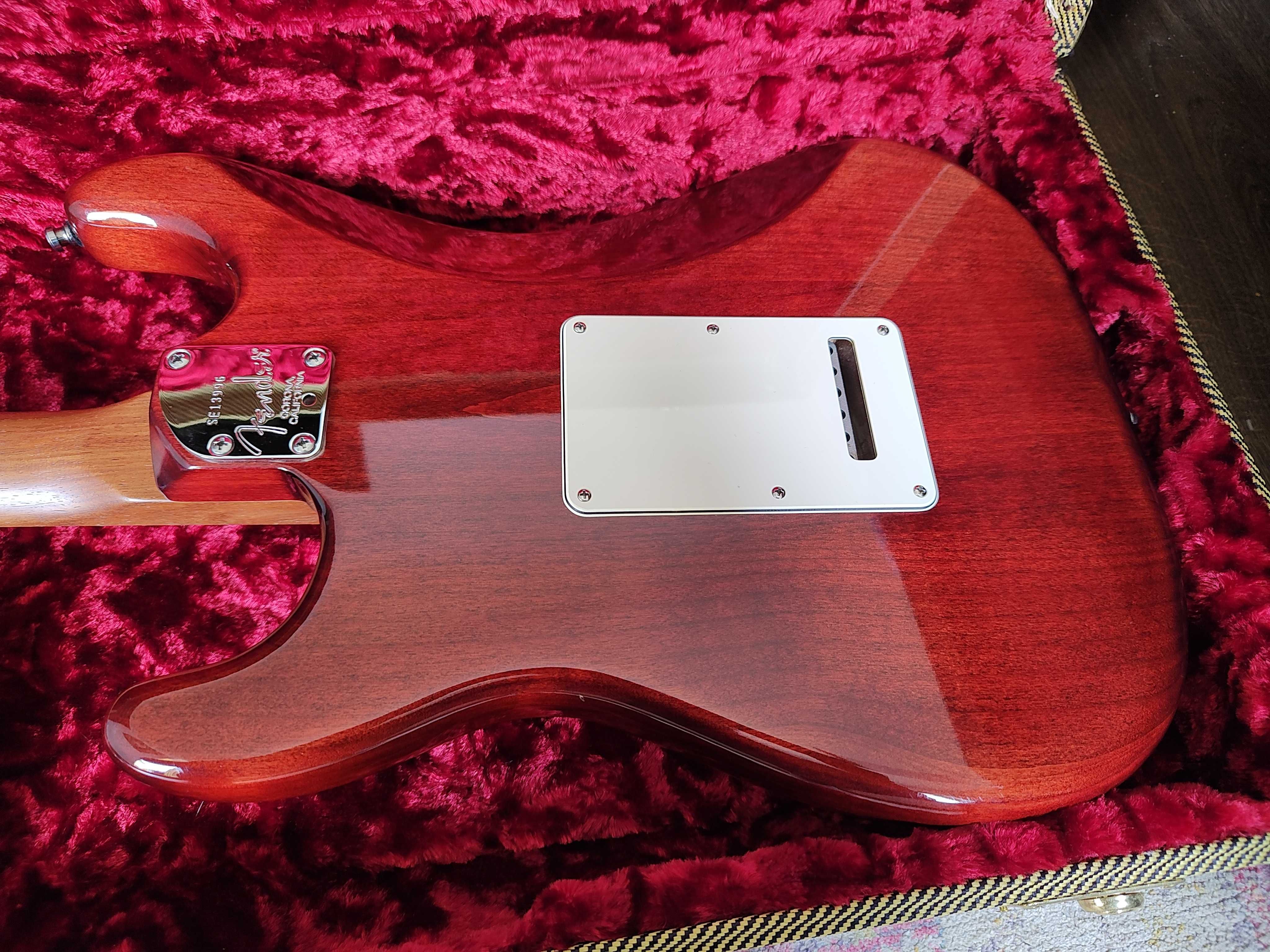 Fender Select Stratocaster HSS Flame maple top, USA, 2014