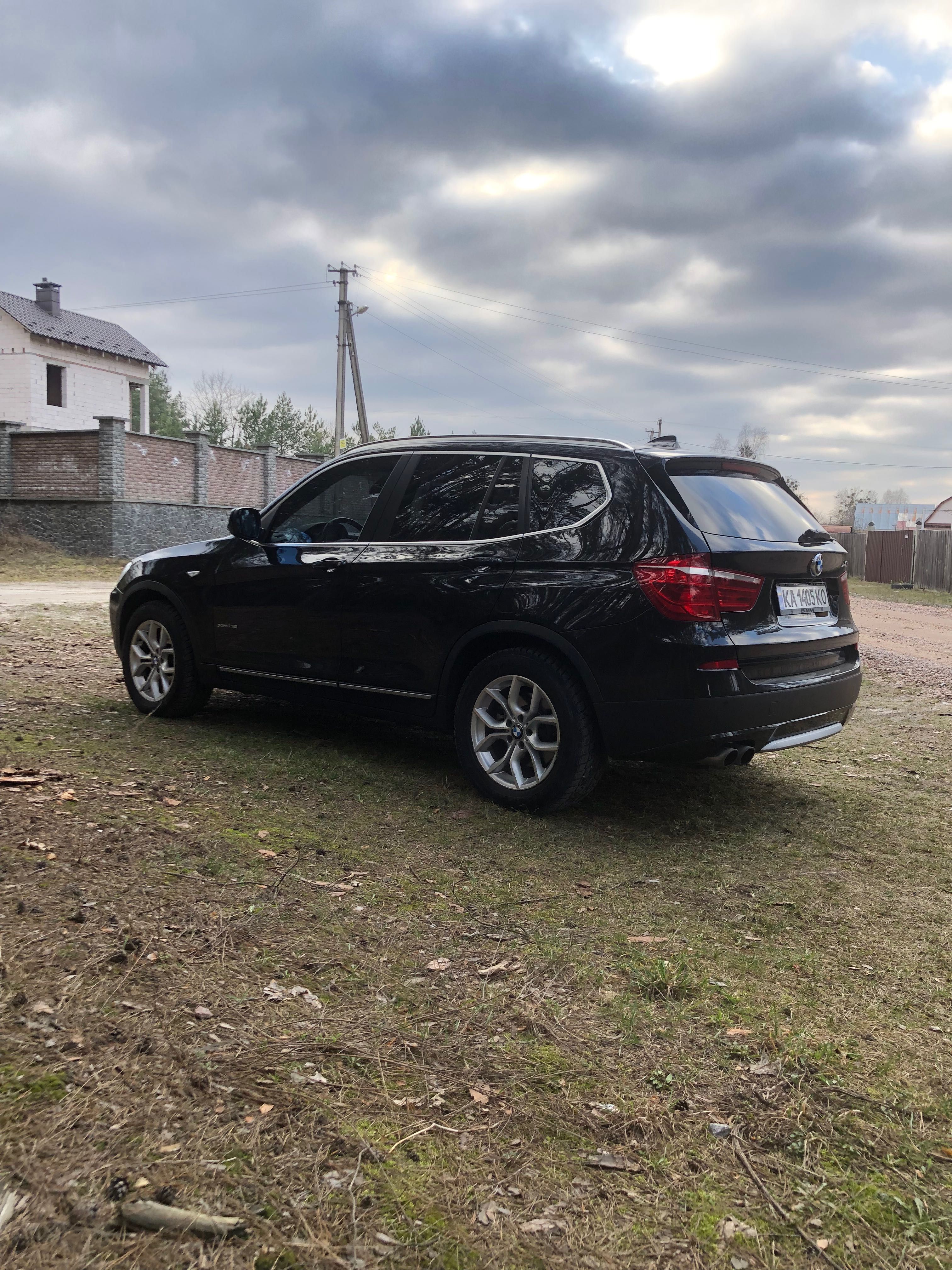 Продам BMW X3 Канадець.