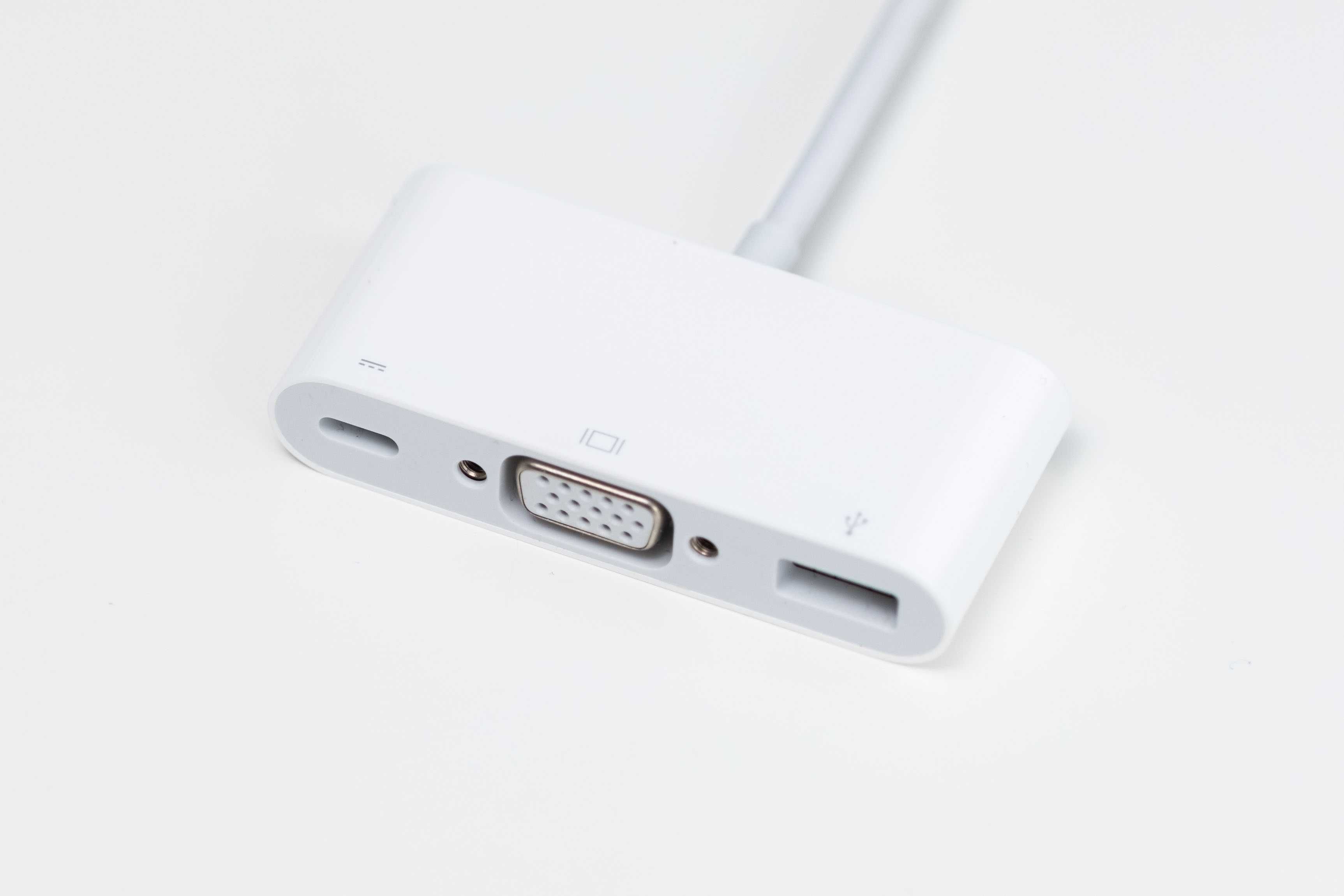 Адаптер Apple USB-C VGA Multiport Adapter A1620 MJ1L2