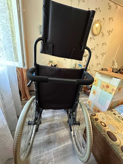 Инвалидная коляска