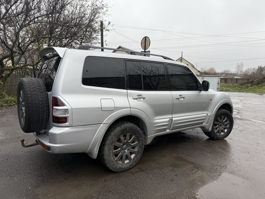 Mitsubishi pajero