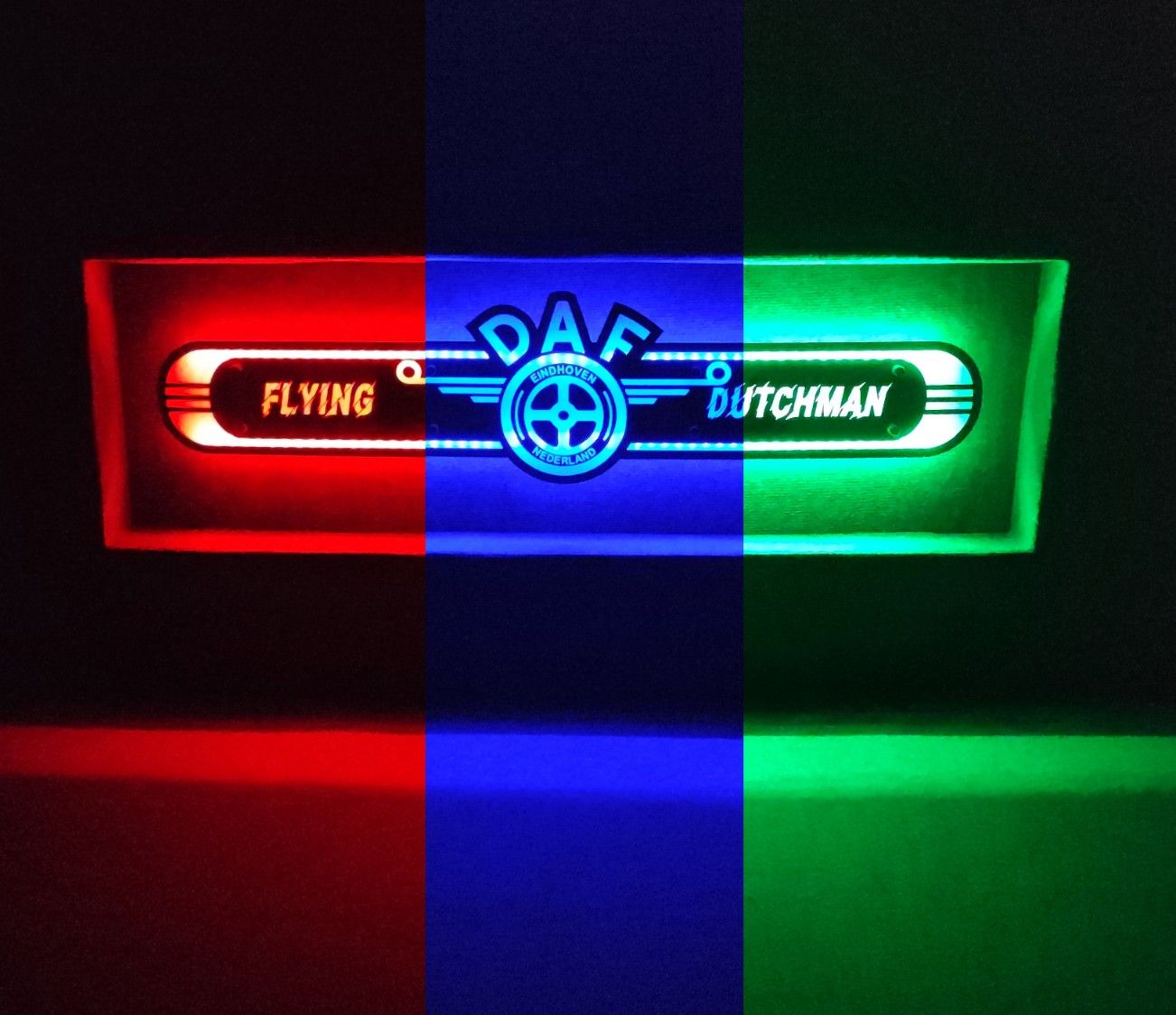 DAF logo Lustro LED  na tylna sciane, nad łóżko D01-RGB