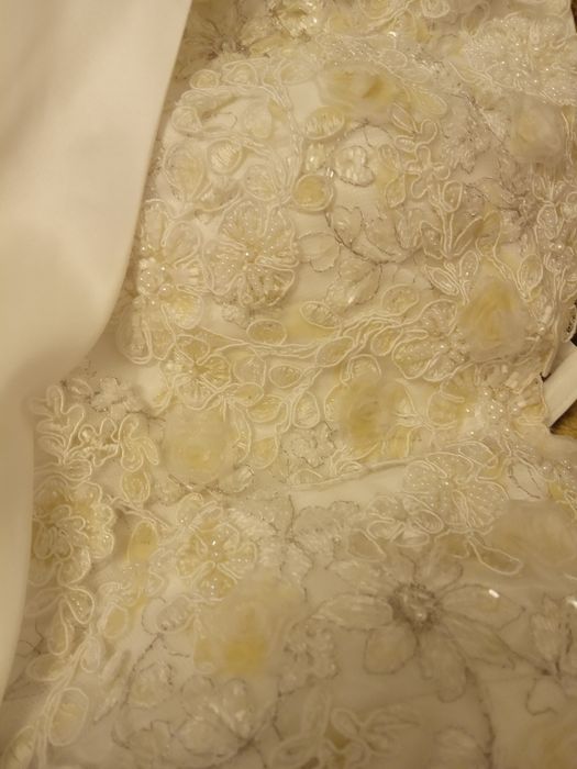 Suknia ślubna biała S