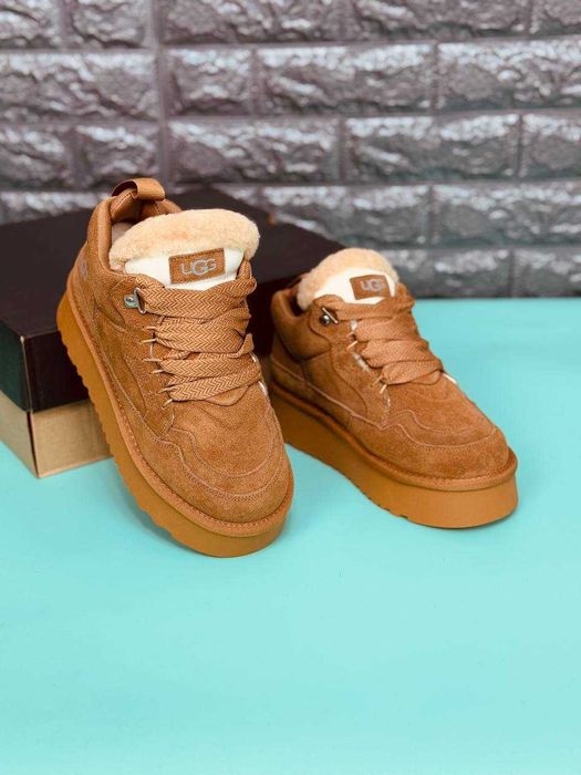 женские зимние кроссовки Ugg Lowmel рыжие высокеи кроссовки на меху