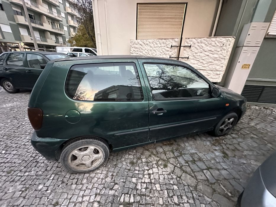 Carro antigo , mas valente. Motor funcionando direitinho.