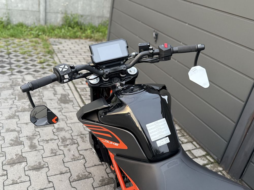 Ktm Duke 125 z 2021r 21 tys km Niemcy 1 wlasciciel cb125r mt125