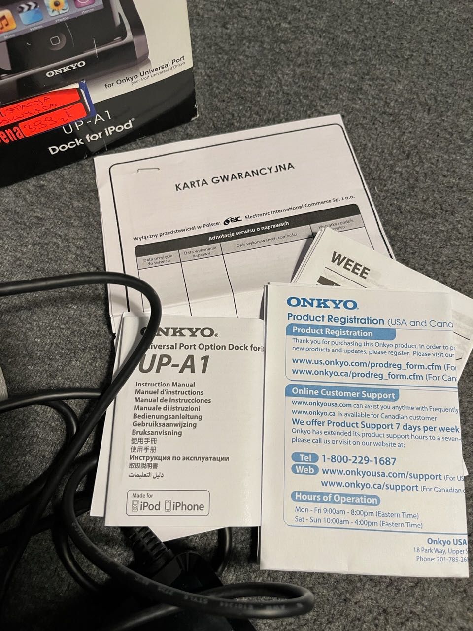 Stacja dokująca Onkyo UP-A1 do iPhone + adapter lightning Apple A1468