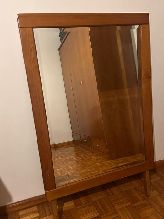 Espelho em óptimo estado