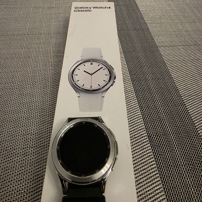 Zegarek Samsung Galaxy Watch4 Classic