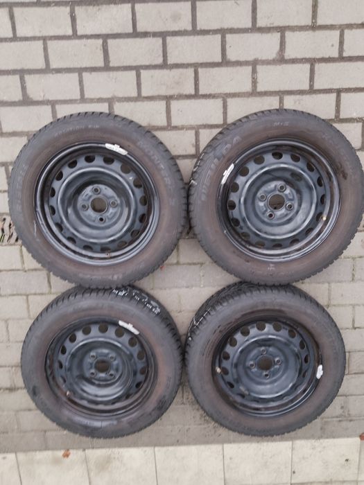 Koła zimowe Toyota Yaris z czujnikami ciśnienia 175/65r15 Fulda