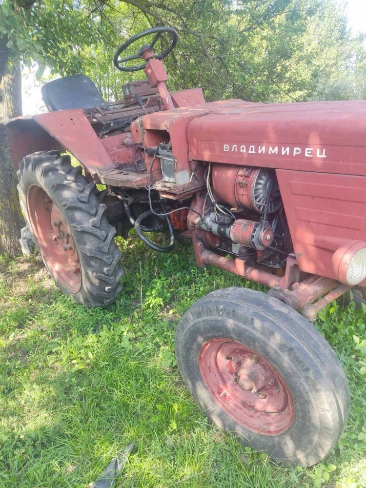 Продам трактор т25