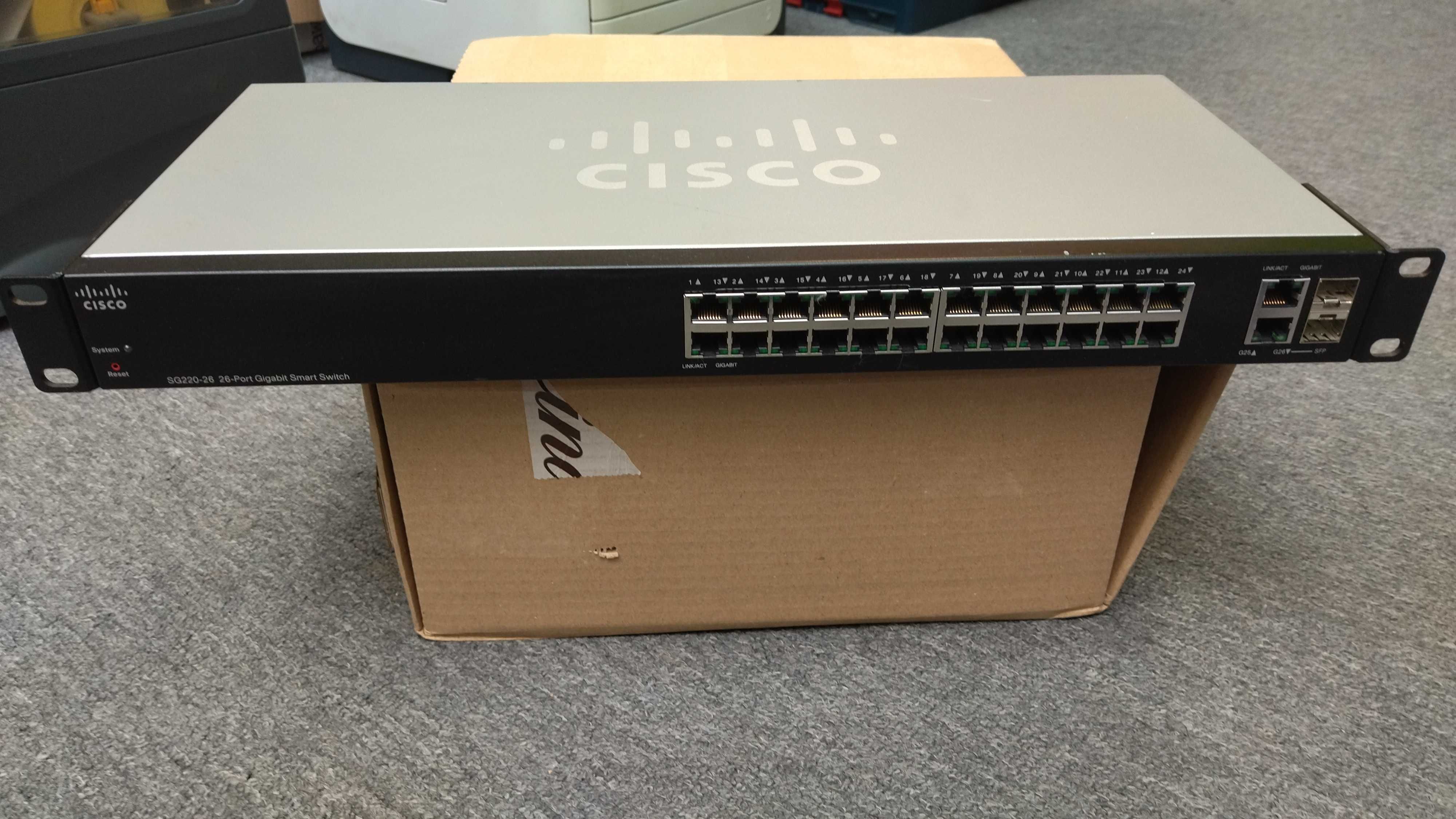 Switch Cisco SG220-26P 26-Port Gigabi