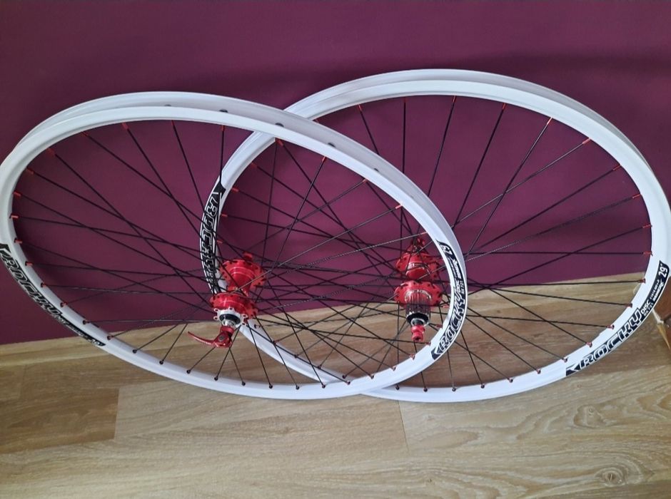 Nowe koła 28 29 novatec remerx łożyska maszynowe