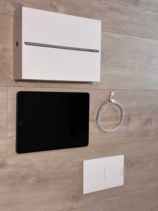 Tablet Apple iPad 10.2" 9 generacja