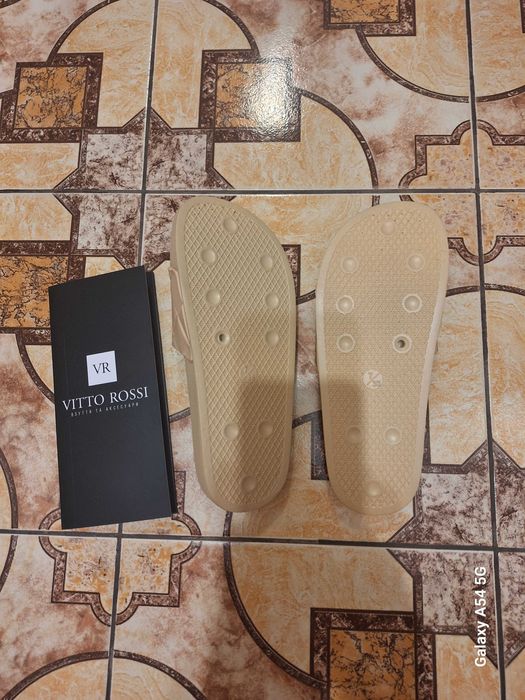 Женские шлепанцы Vitto rossi