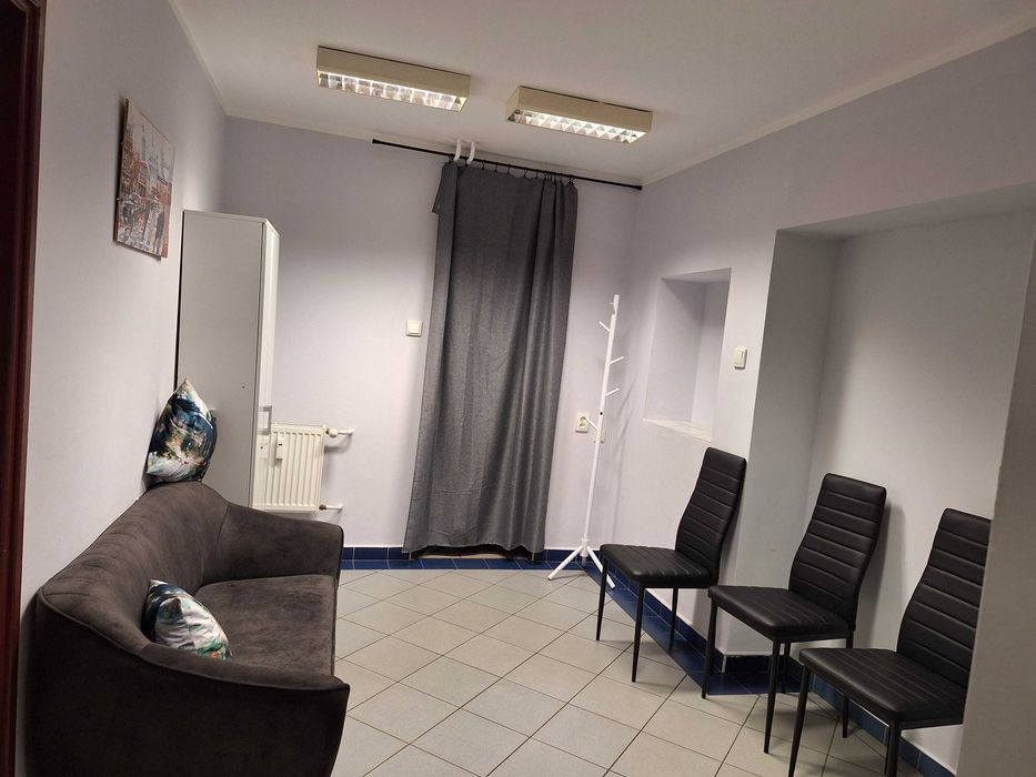 Lokal biurowo-usługowy na Nowym Dworze {30m2} 1550 zł