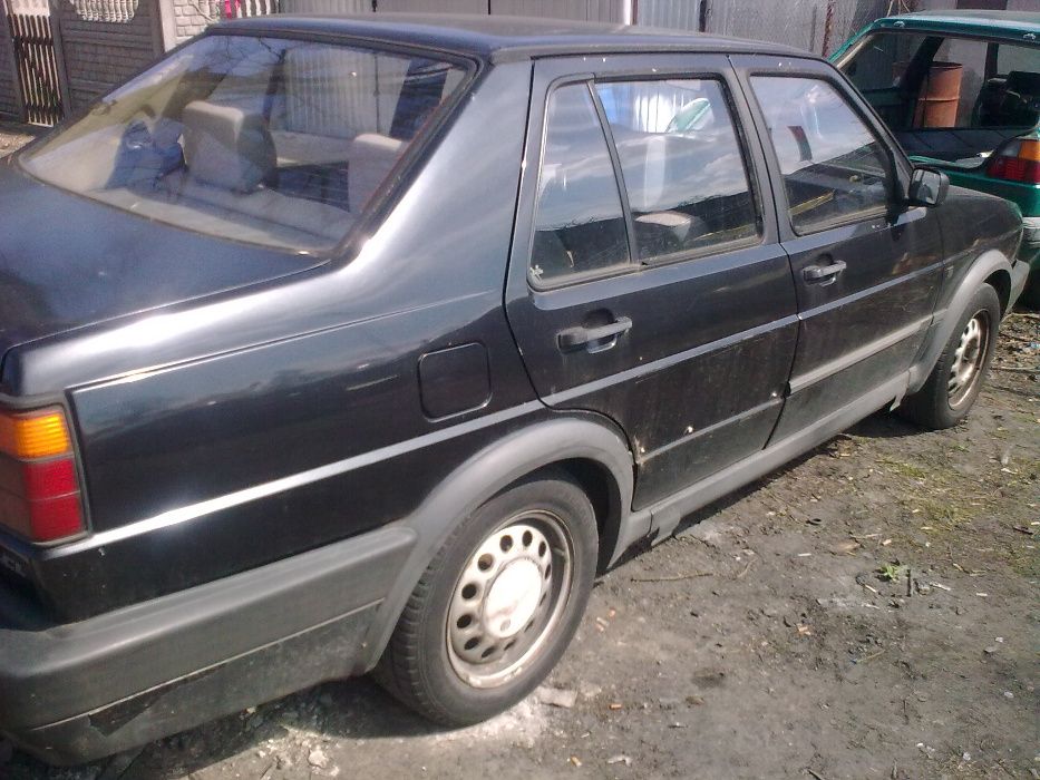 Volkswagen Golf 2 Mk2 1.6 Gaznik Pierburg 2-e  Drugi 2 e e