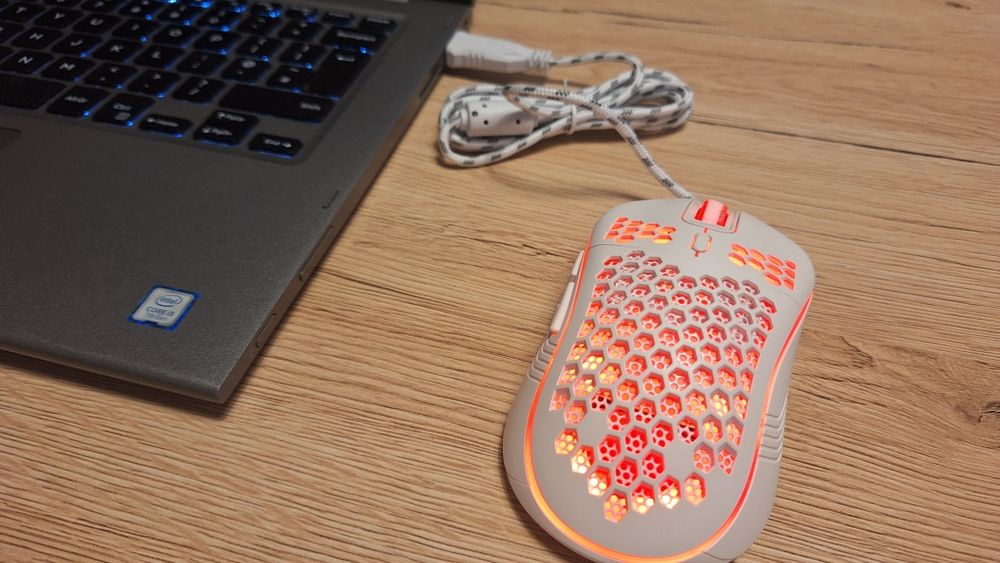 Myszka gamingowa