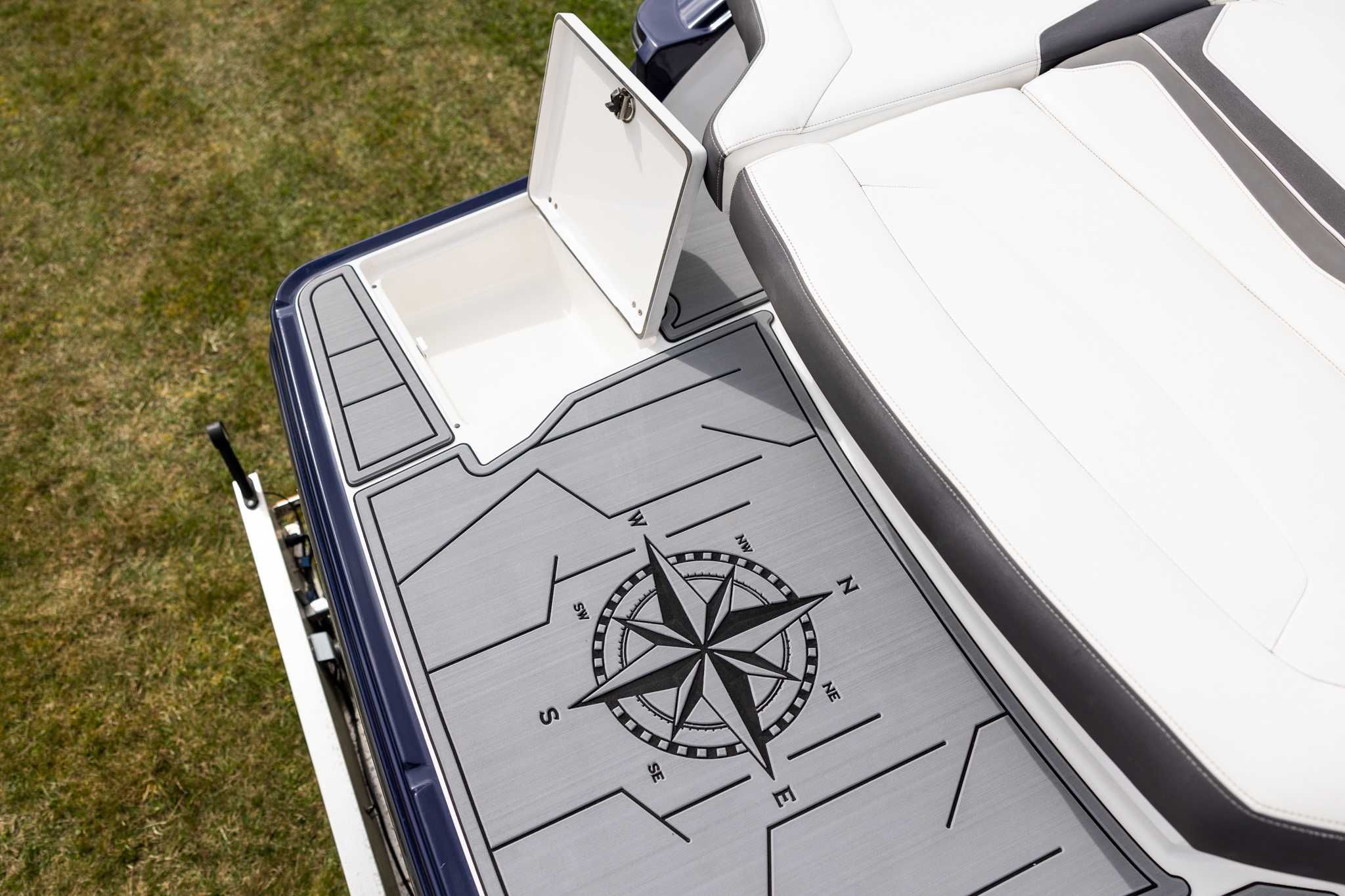 Łódź motorowa motorówka Monterey 238 ss 2017r 4,5 Mercruiser
