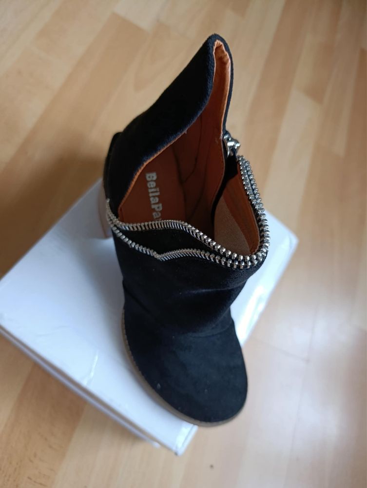 Nowe zamszowe buty botki na słupku trzewiki jesienne