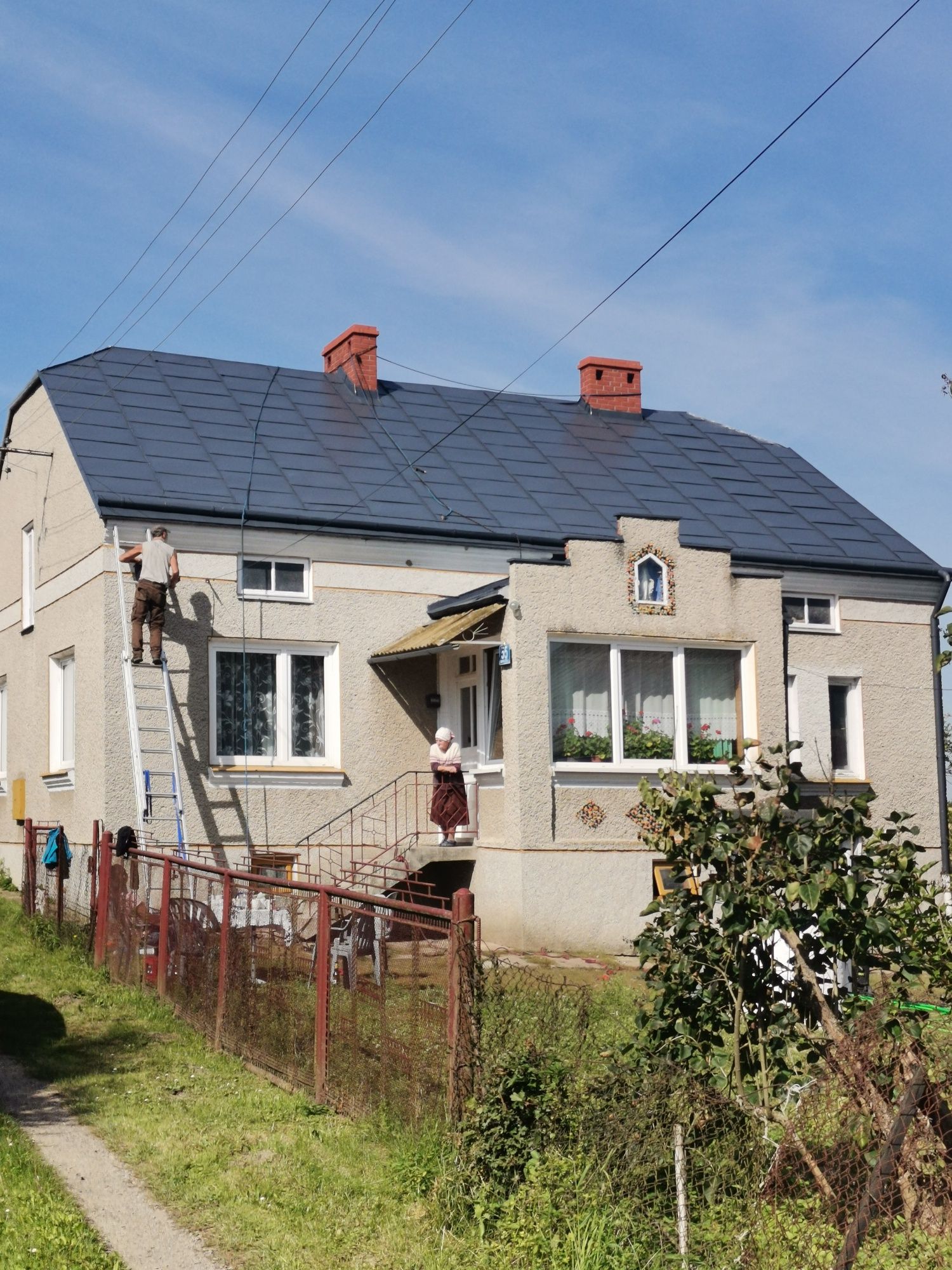 Malowanie dachów pędzlami 25 zł za m2