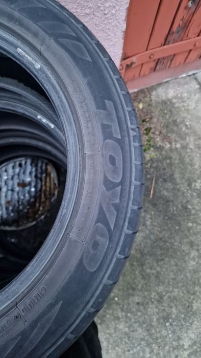 Opony 215/55r16 TOYO