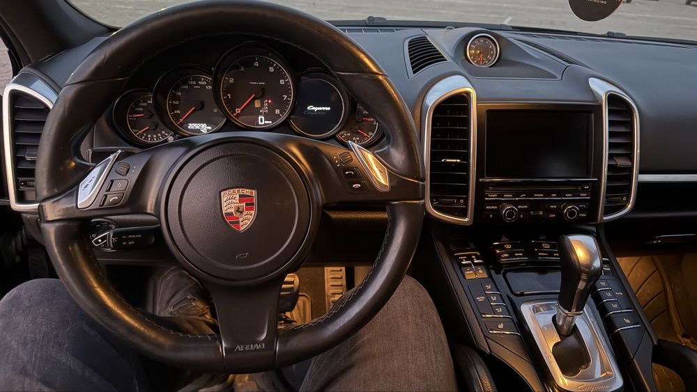 Porsche Cayenne 3.6 Platinum Edition bez pneumatyki