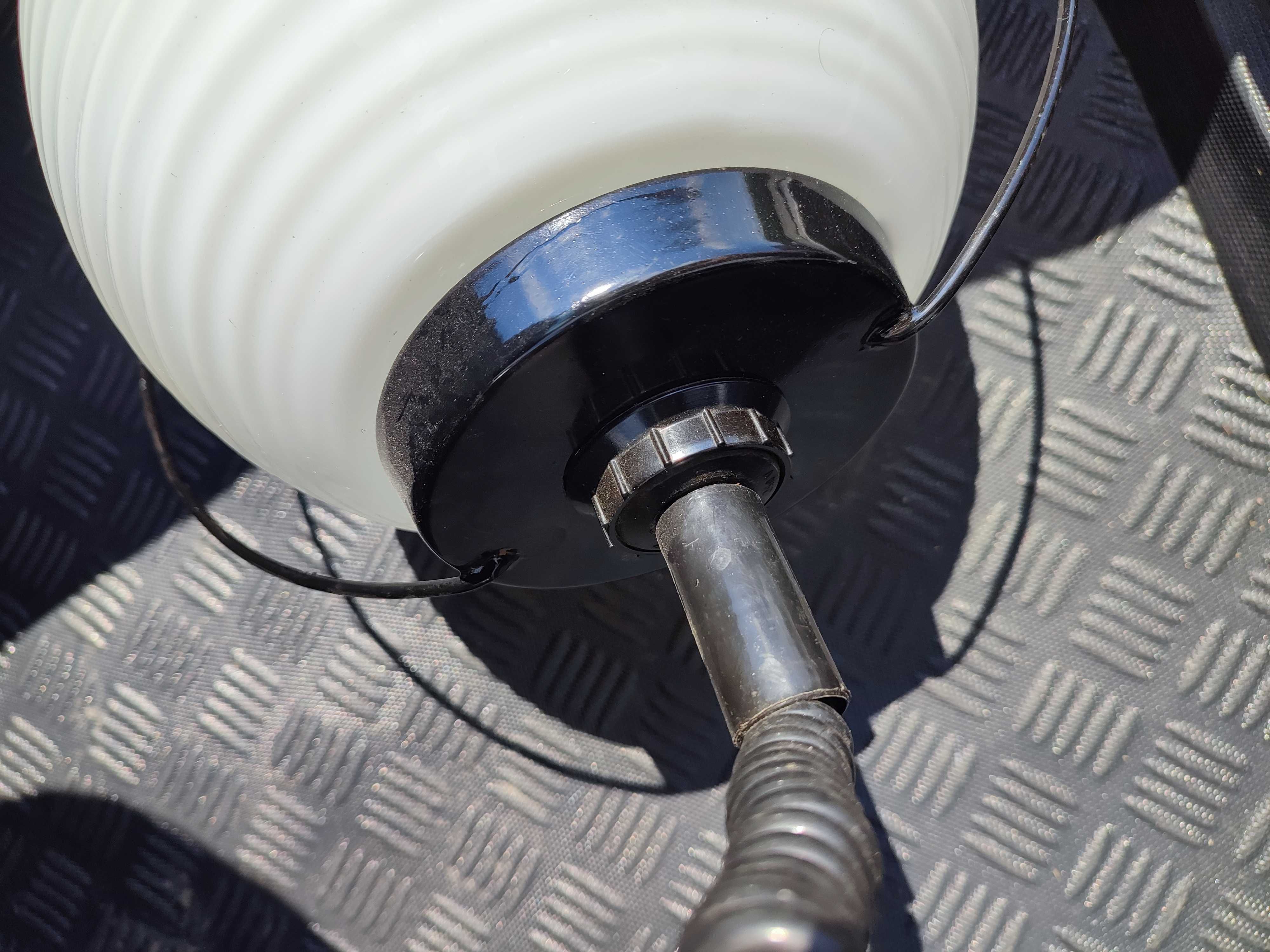 Lampa wisząca sufitowa kula biała PRL