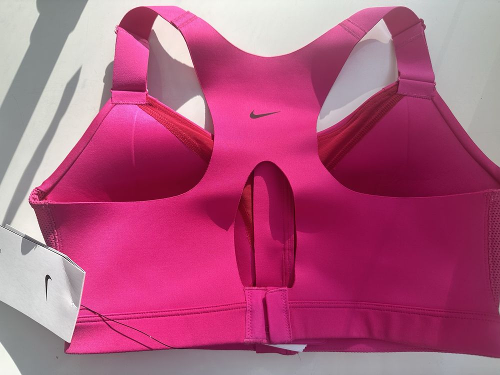 Топ Nike малиновий