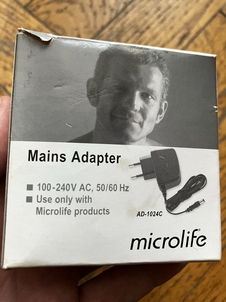 Adapter ( mains adapter) microfile