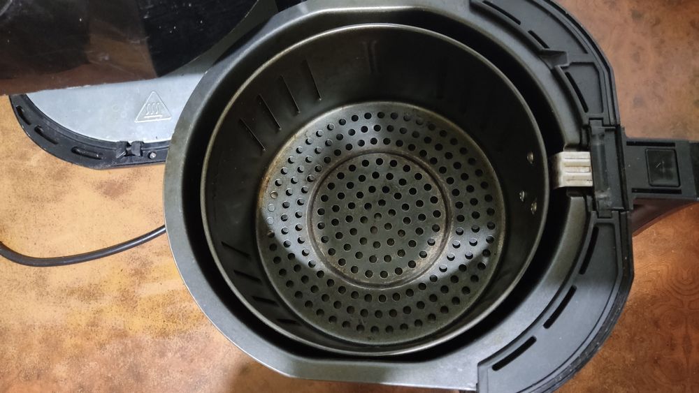 Продам аэрогриль Menuett