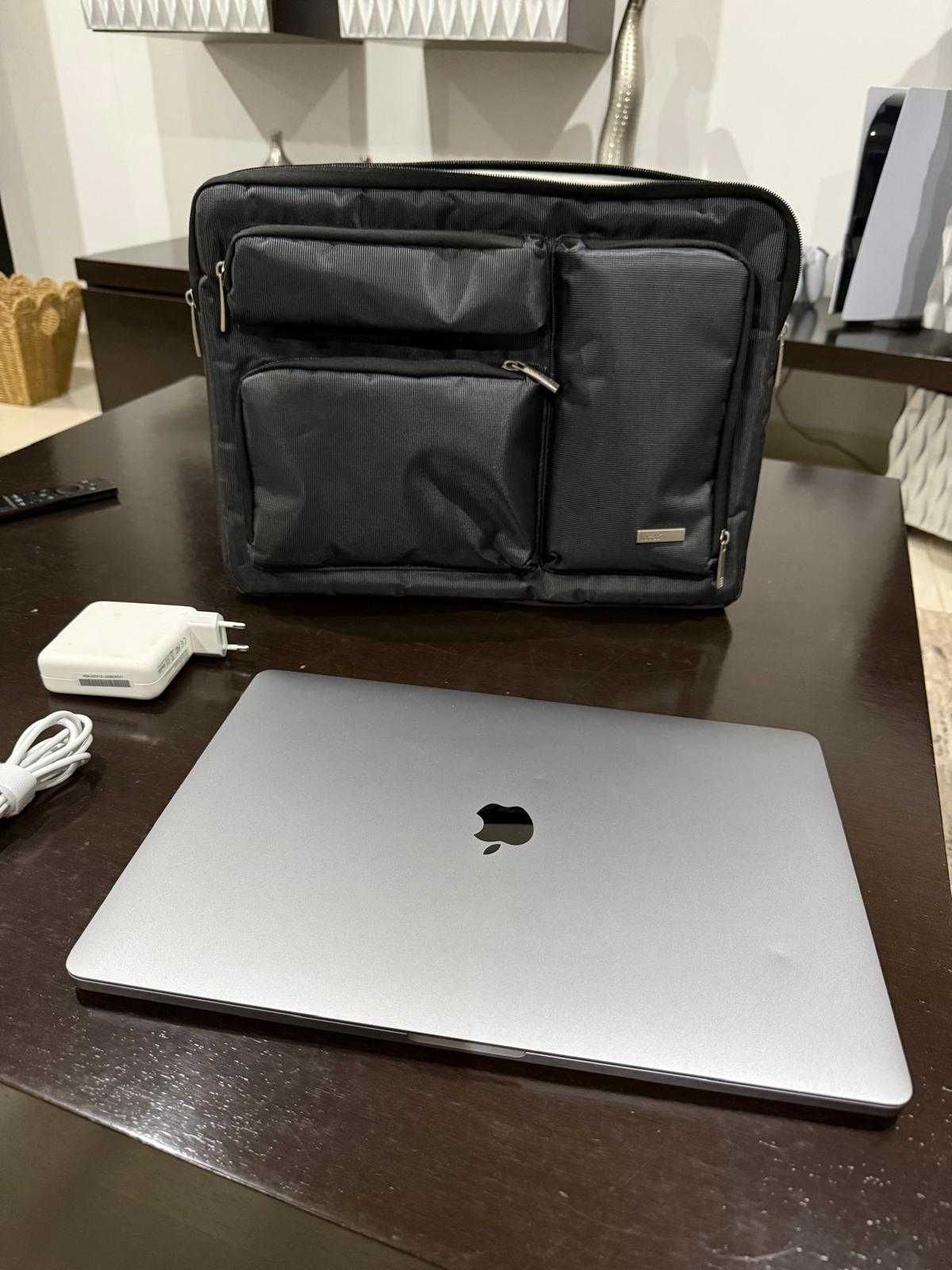 MacBook Pro 16 MacOs Tahoe i9 64GB 2TB 5600M