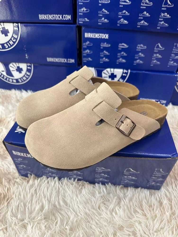Birkenstock półpokrywa ze skóry zamszowej w kolorze piaskowym 40