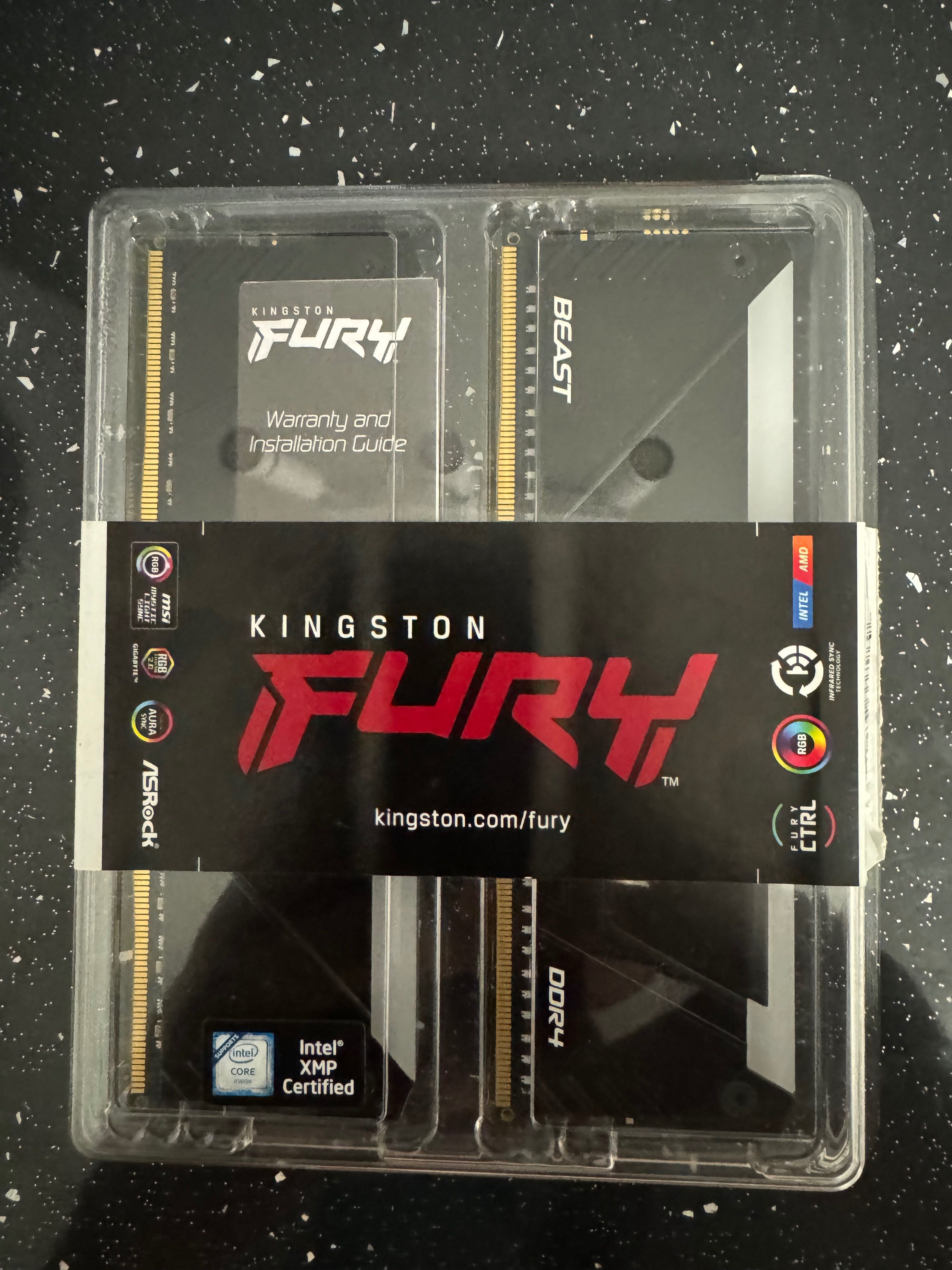 Pamięć RAM Kingston Fury RGB 2x16 GB DDR 4
