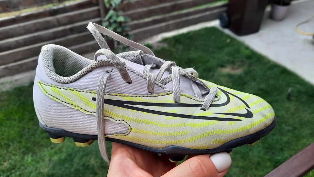 Бутци футбольні 32р Найк Nike