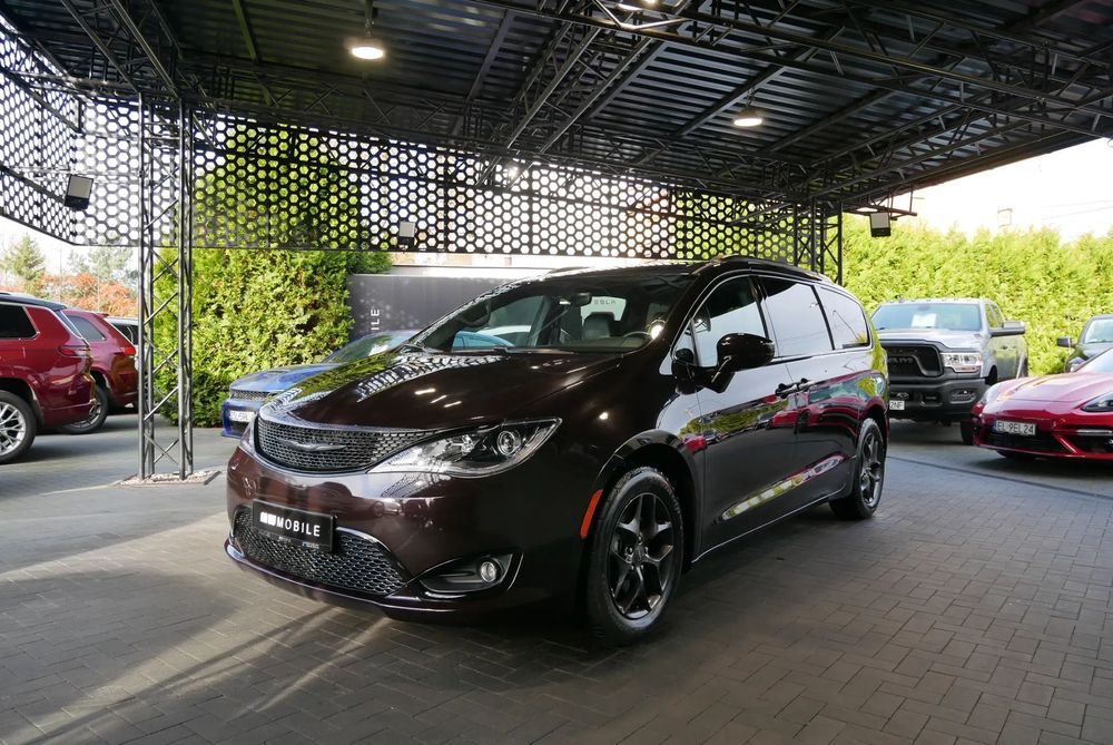 Chrysler Pacifica 3.6L V6 Pentastar 291KM Stow'N Go WersjaSKameraMonitoryMenuPLKeyless